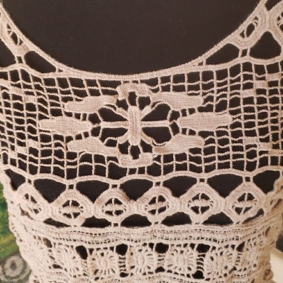 Crochet pullover top size med - Picture 2 of 6
